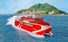 Siêu tàu cao tốc Thăng Long lướt biển